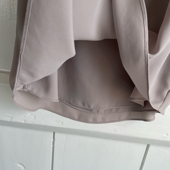 Aritzia Babaton elegant flowy grey cami EUC - Picture 4 of 9